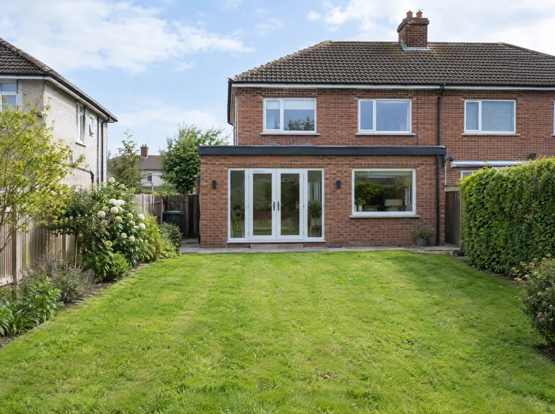 Single-storey rear extension