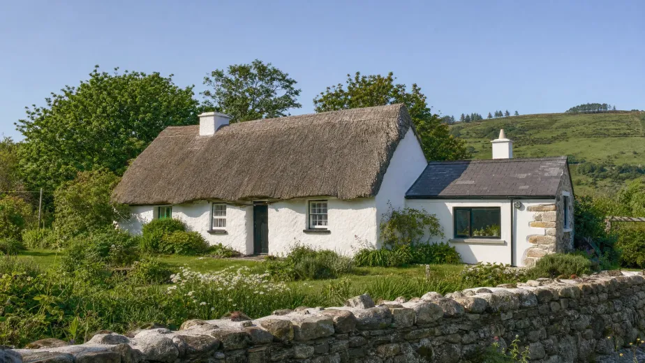 Extending a Thatched Cottage